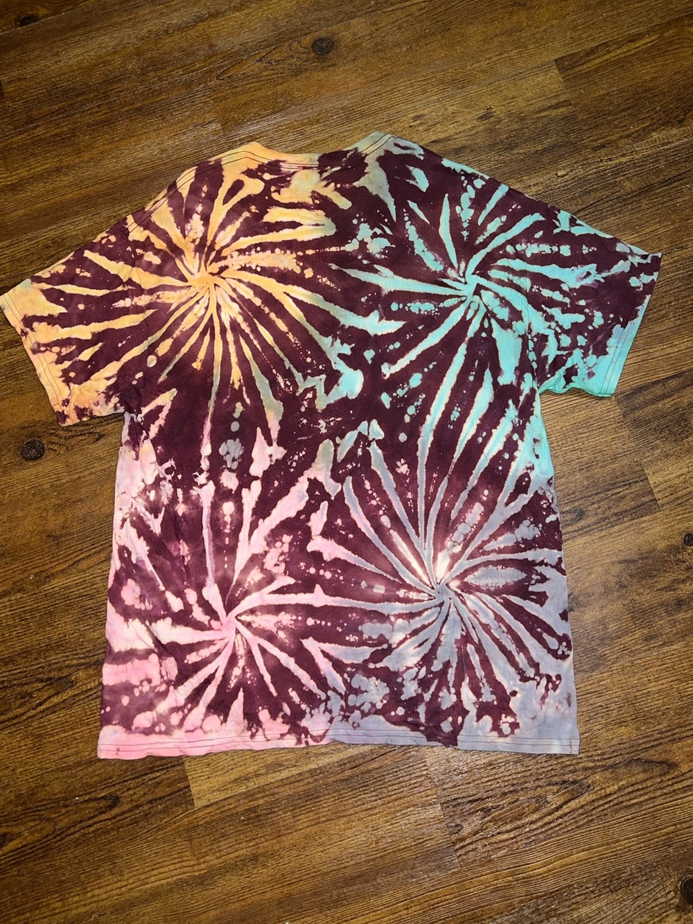 Burgundy Multicolor Tie Dye Firework Retro Handmade Short Sleeve Shirt Size XL - Picture 3 of 10